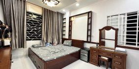 NGUYỄN KHUYẾN - 50m2- 4 lầu _6,5 tỷ