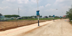 Chủ ngộp bán gấp lô đất 200m2 sổ sẵn thổ cư ngay trung tâm huyện Bàu Bàng