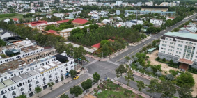 Siêu nhà phố 1 trệt 3 lầu+st ngay Vincom diện tích sd 312m giá 1,2 tỷ