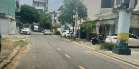 Cần bán khách sạn Mỹ Khê 100m2 6 tầng