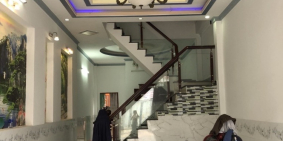 Bán nhà trệt 1 lầu rẻ nhất KDC Phú Hồng Thịnh gần ngã tư Miếu Ông Cù ĐT743