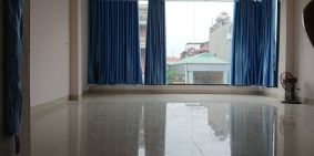 Cho thuê 3 tầng nhà mặt tiền, 118 đường Tây Sơn, Quận Đống Đa, Hà Nội Cho Thuê