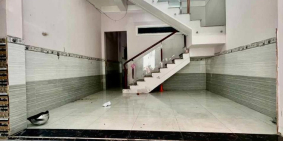 Bán nhà HXH Hiệp Thành 17 Quận 12, DTSD 70m2, 2 tầng BTCT, sân thượng, 3.33 tỷ.