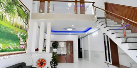 kẹt tiền bán nhà ngay chợ Thạnh Phú đường ô tô sổ riêng thổ cư