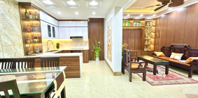 Bán nhà rẻ đẹp phố Văn Cao 45m2 5tầng mặt tiền 4m nhỉnh 6tỷ Ba Đình.