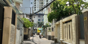 Lê Đại Hành Quận 11- 4 tầng nở hậu-MT 4.5m giá chỉ 6 tỷ hơn.