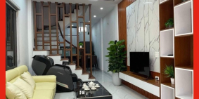 Nhà Đẹp  NGÕ 190 ĐƯỜNG NGUYỄN TRÃI - DT 30m2 x 4 TẦNG x MT4,5 x 5,25 Tỷ,