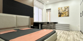 Bán nhà phố TÔN THẤT TÙNG - Lô góc, ô tô, ngõ thông, Kinh doanh, DTSD 40m2 x 5T