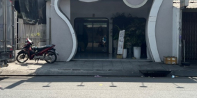 Cho thuê nhà nguyên cân mặt tiền kinh doanh