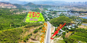 Bán đất mặt tiền đường Phong Châu