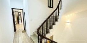 BÁN NHÀ ĐẸP KIM GIANG - HOÀNG MAI , DT 27M7 x 5T , GIÁ HƠN 4 TỶ , OTO GẦN .