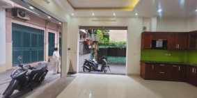 BÁN NHÀ QUẬN THANH XUÂN, PHỐ VƯƠNG THỪA VŨ, LÔ GÓC MỞ HẲN 2 CỬA. ĐẸP NHƯ HOA HẬU