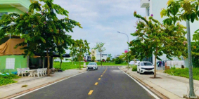 Tôi chính chủ bán lô góc 2 mặt tiền 200m2 (10 x 20) giá 1,1 tỷ tại Hưng Long