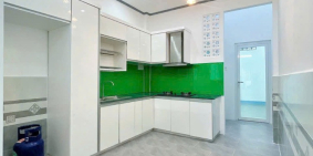 Bán nhà lầu  hẻm 20 đường Nguyễn Trãi . Gần siêu thị Vincom . Giá rẽ