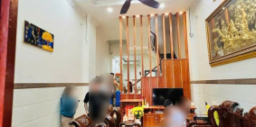 Nhà mới 4 tầng, hẻm xe hơi đậu cửa, cạnh Aeon, 6.7 tỷ