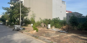 Cần bán gấp 90m đất tái định cư Trâu Quỳ trục đường 15m đối diện shophouse TQ5,