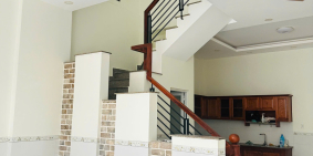 Nhà 3 tầng đường Đình Phong Phú - 55m2 - chỉ nhỉnh 5 tỷ cách Vincom Thủ Đức 500m