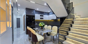 CẦN BÁN NHÀ 2 LẦU NỘI THẤT ĐẦY ĐỦ, TÂN UYÊN BÌNH DƯƠNG