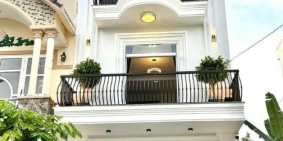 Siêu phẩm nhà đẹp mặt tiền gần cầu vượt ngã ba Huế, TP. Đà Nẵng