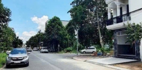 Bán nhà mặt tiền đường Nguyễn Văn Cừ nối dài, p. An Khánh. DT 171m2