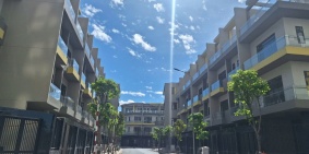 Nhà Phố Mơ Ước, Không Gian Xanh, Tiện Ích Đẳng Cấp, Sống Sang Trọng Mỗi Ngày