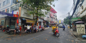 Cho thuê nhà Mặt tiền Phạm Văn Xảo 80m2, 2Lầu - GẦN CHUNG CƯ