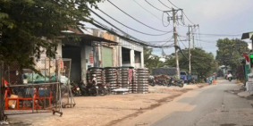 bán gấp đất đã sang lắp móng nền cao chuẩn bị lên nhà đường 1A giao Võ Văn Vân