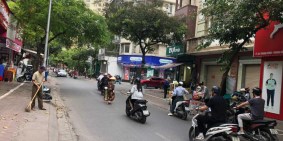 Bán nhà Trung Kính, vỉa hè, ô tô tránh vòng quanh, lô góc, 3 mặt thoáng, 3 ô tỗ