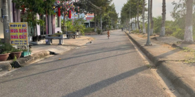 Kẹt Tiền cần bán nhanh miếng đất tại TT Bến Lức , Long An. $650tr. cho 6m.