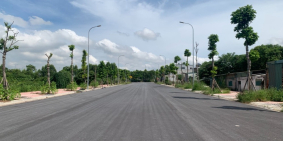 Chính chủ chị gần cần bán gấp lô góc TT3 trục đường 15m đấu giá Cự Khối mới gần