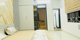 Bán Nhà Thái Thịnh - Mua là Thịnh - 30mX5T - Lô Góc - 20m ra phố - Ngõ Rộng 3m