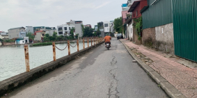 Bán 100m đất đấu giá view hồ Đầm Tranh Cự Khối, tặng nhà 2 tầng đang cho thuê ổn