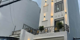 NHÀ ĐẸP , MẶT TIẾN ĐƯỜNG, SỔ HỒNG CÔNG CHỨNG NGAY