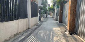 Nhỉnh 8 tỷ có ngay 62,2m đất tổ 8 Thạch Bàn, ô tô vào nhà, cách 30m ra hồ, ô tô