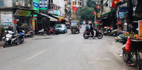 Cho thuê nhà mặt phố kinh doanh Hàm tử Quan hoàn kiếm hà nội 26m2