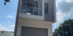 Bán gấp nhà mặt tiền 1 trệt 2 lầu,THỦ KHOA HUÂN ngay TTTM AEON 5 phút .