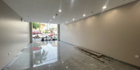 Chính chủ có nhà riêng 90m² mặt sàn, mặt phố Trần Quý Cáp, mặt tiền 5m