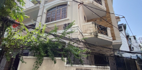 Lô Góc Trần Quang Diệu Q3, DT 105m, (8/11 x 10) 3T Biệt Thự, Giá 18.x tỷ, OTo