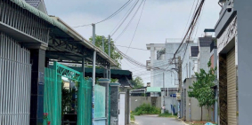 Nhà 1 trệt 1 lầu hẻm 385 Lê Hồng Phong – Gần chợ & trường học, có sân xe hơi, sổ