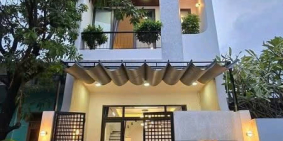 nhà kế bên chợ Bình Chánh 100m2