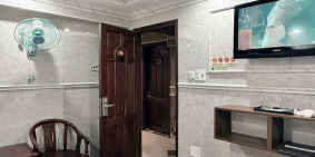 GẤP BÁN khách sạn 150m2, 8 tầng thang máy - Ngang 8m - Khu VIP K300, Tân Bình