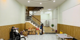 Nhà 4,5x16m, hẻm ô tô tránh, Lê Trọng Tấn vào chỉ 6.3 tỷ