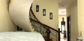 Bán nhà Quận 7 đường số P.Tân Quy , dt 8,5x16m, Nh 8,8m, 2 lầu.