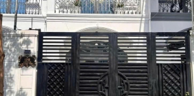 Chủ cần chuyển định cư nước ngoài nên cần bán nhà 1 trệt 1 lầu.