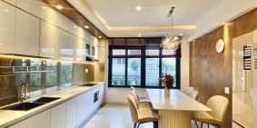 NHÀ ĐẸP FULL NỘI THẤT CAO ĐẠT - LÔ GÓC - HẺM XE HƠI