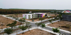 450tr lô đất khu nhà ở sài gòn land 2 vị trí đối diện chợ ngay trục chính