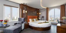  BÁN KHÁCH SẠN VIEW BIỂN MỸ KHÊ – VỊ TRÍ KIM CƯƠNG – DÒNG TIỀN CỰC KHỦNG 