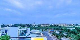 NHÀ PHỐ HIỆN ĐẠI 1 TRỆT 2 LẦU + SÂN THƯỢNG - MẶT TIỀN TRẦN NAM PHÚ CÁCH BỜ HỒ 50