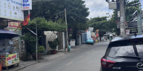 Bán nhà mặt tiền đường 42 Lê Văn Thịnh, ngang 9m, có hầm, thang máy, nhà mới đẹp