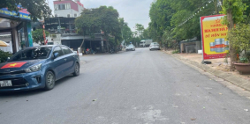 Giá đầu tư cực tốt 135m2 mặt phố Chính Trung đất 31HA mà chỉ có 137tr, kinh doan